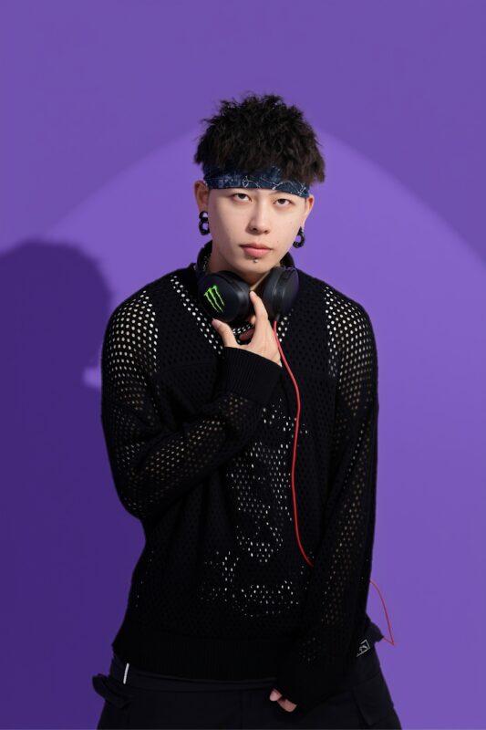 DJ KAZUKI